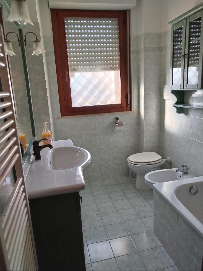 Appartamento Con Due Camere Pressi Eur Roma Exterior foto
